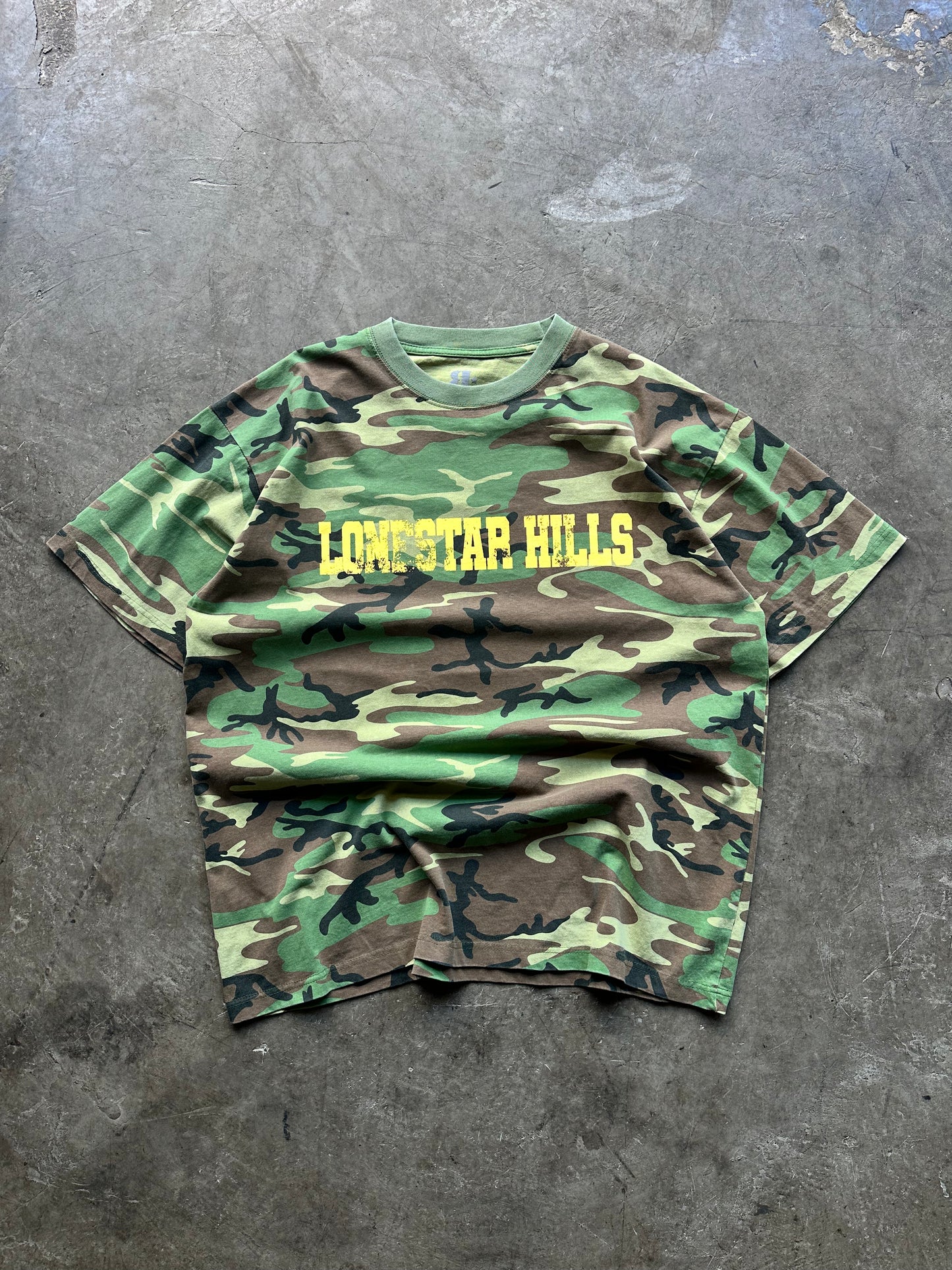 LONESTAR HILLS ARMY CAMO TEE